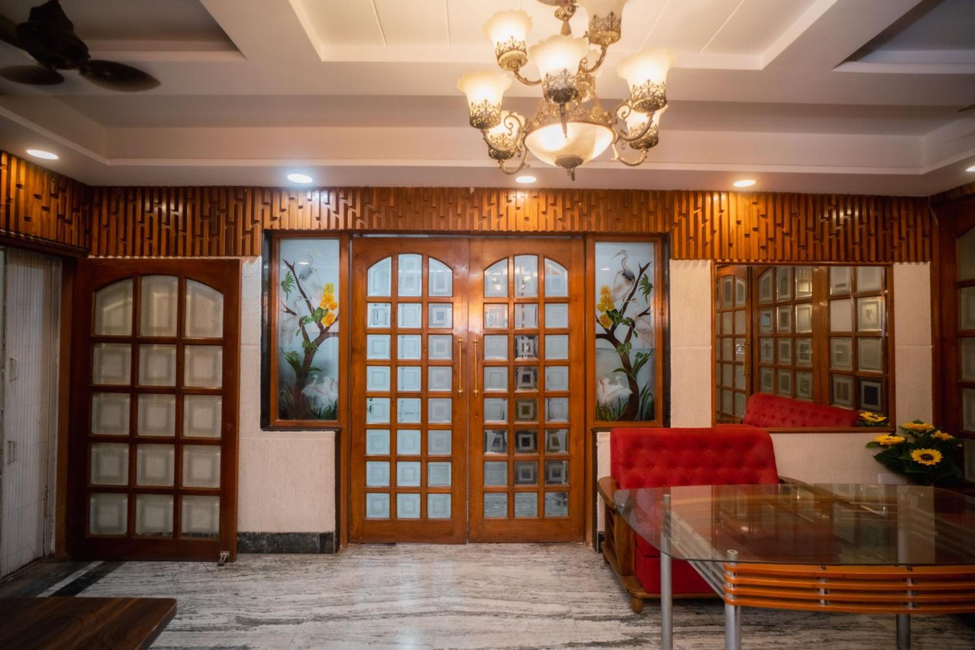 Pearl Courtyard Dormitory Varanasi Ngoại thất bức ảnh