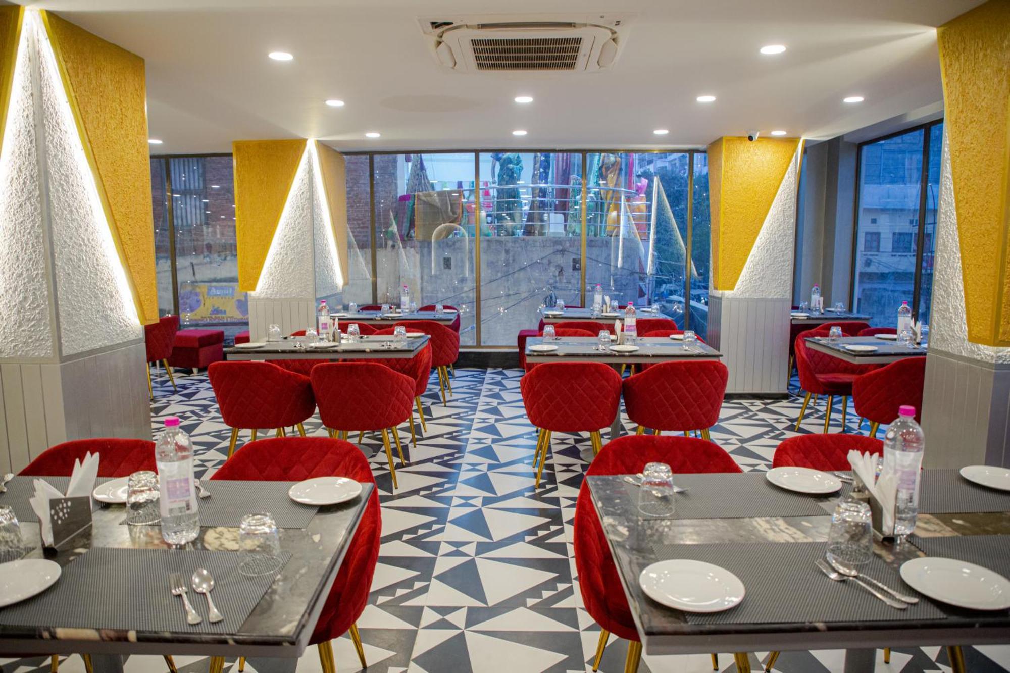 Pearl Courtyard Dormitory Varanasi Ngoại thất bức ảnh