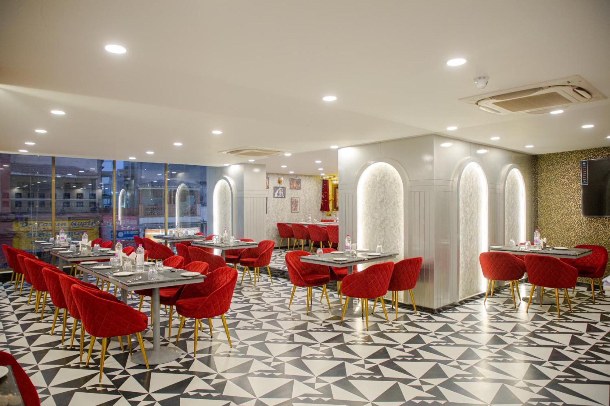 Pearl Courtyard Dormitory Varanasi Ngoại thất bức ảnh